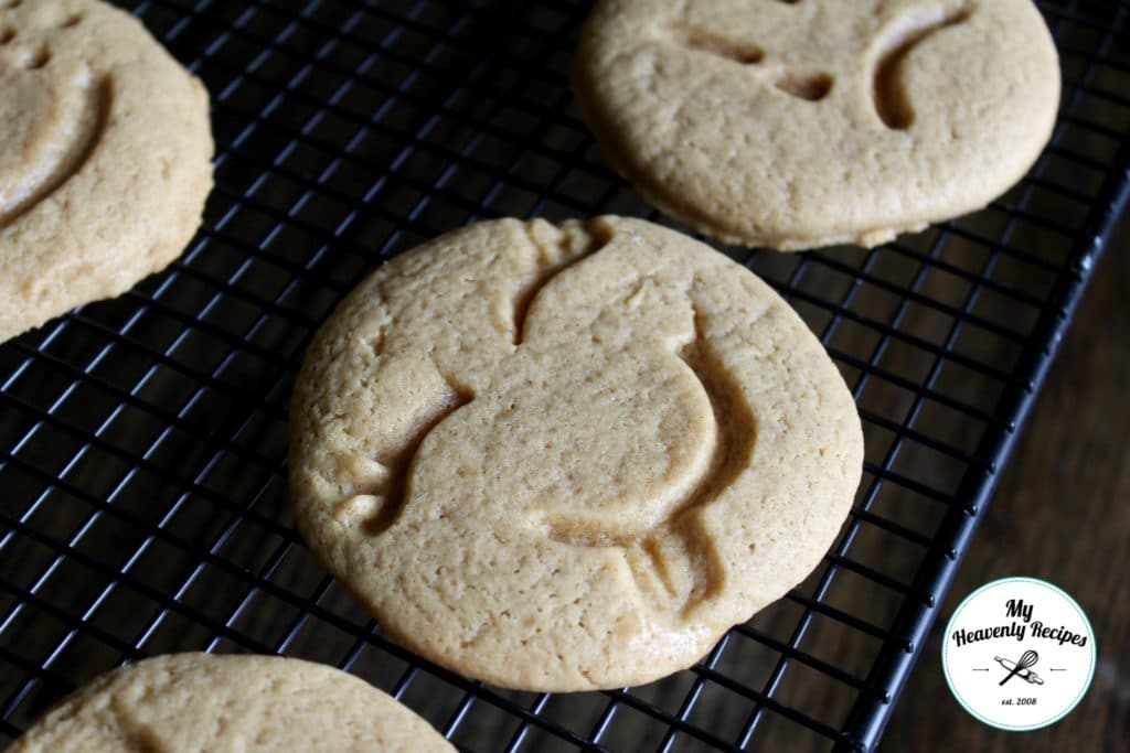 Classic Peanut Butter Cookies