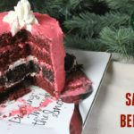 an easy Christmas cake decorated to look like Santa's belt