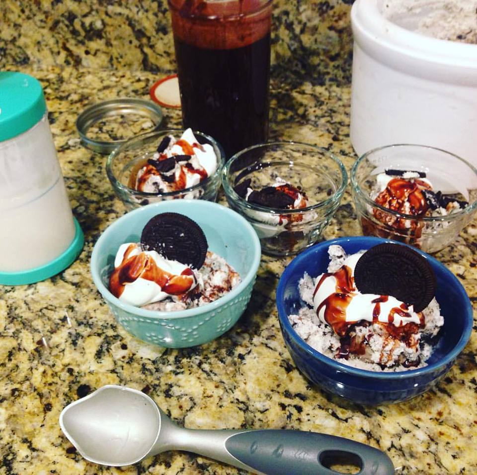 Cookies and Cream Ice Cream with the Pampered Chef Ice Cream Maker