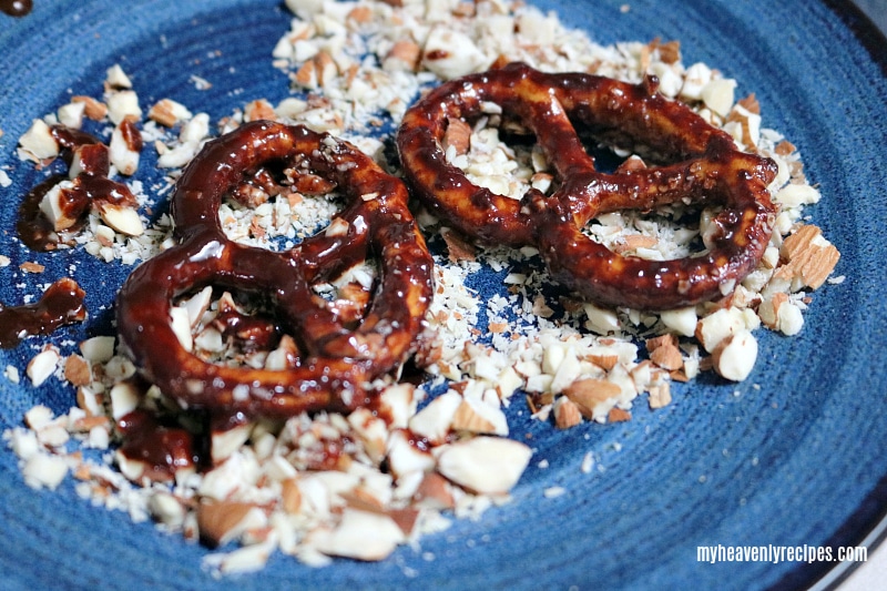 There's just something about Chocolate Covered Pretzels with Almonds that makes we wanna snuggle up on the couch and loose myself in a good book!