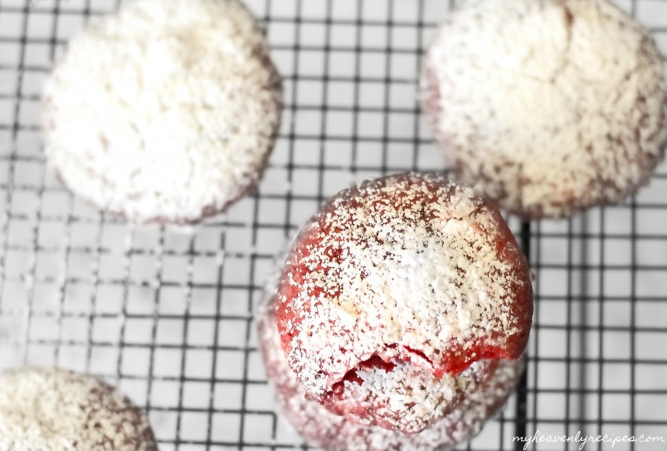 Once you try these Red Velvet Crinkle Cookies you'll want to package up and give as a gift!