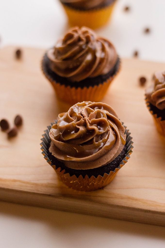 😍 Caramel Chocolate Muffins  You don't have to be oozing with