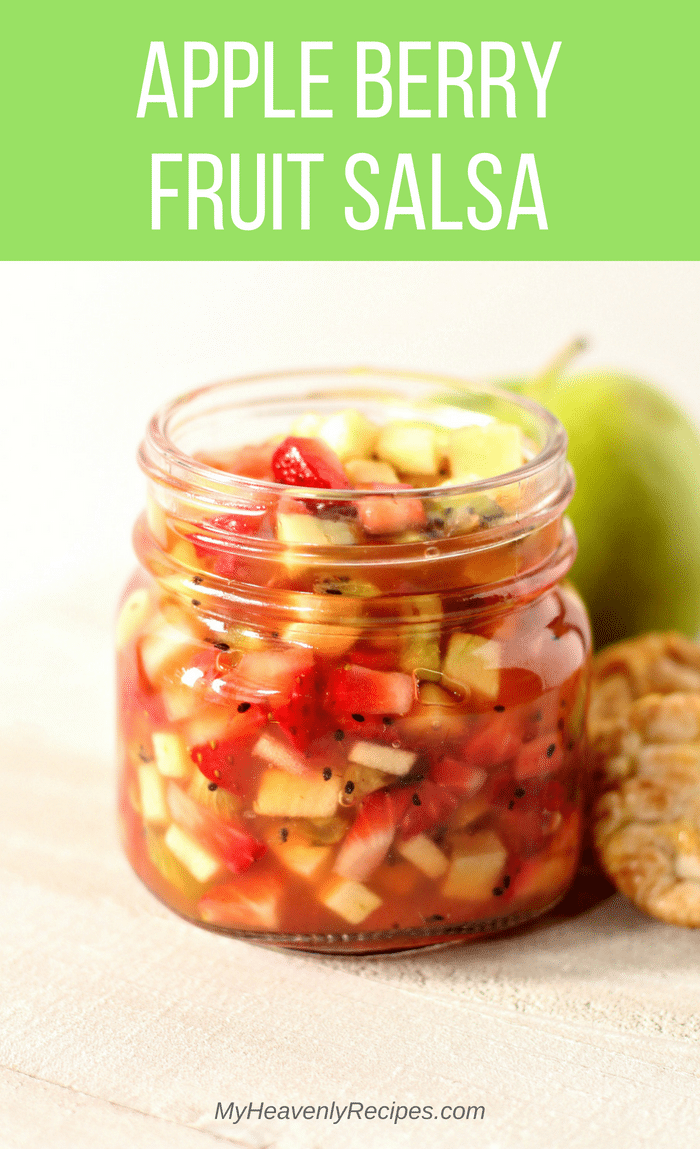 Quick, versatile and healthy ‒ this salsa recipe is great to pair with savory meals and combined to create sweet treats! #fruitsalsa #appetizer #salsa #fruit #summerfood #summerrecipe #easyrecipe #healthy #cleanfood #cleaneating #healthyeating
