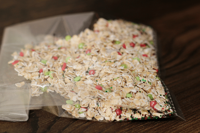 oats, glitter, sprinkles, clear snack bag