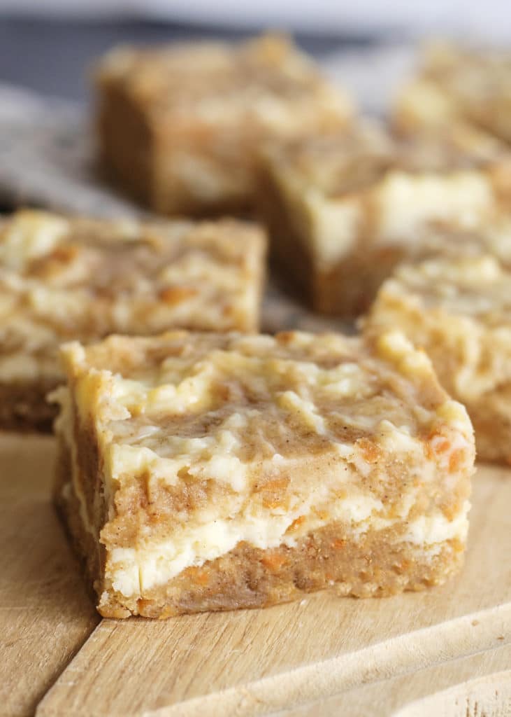 carrot cake blondie