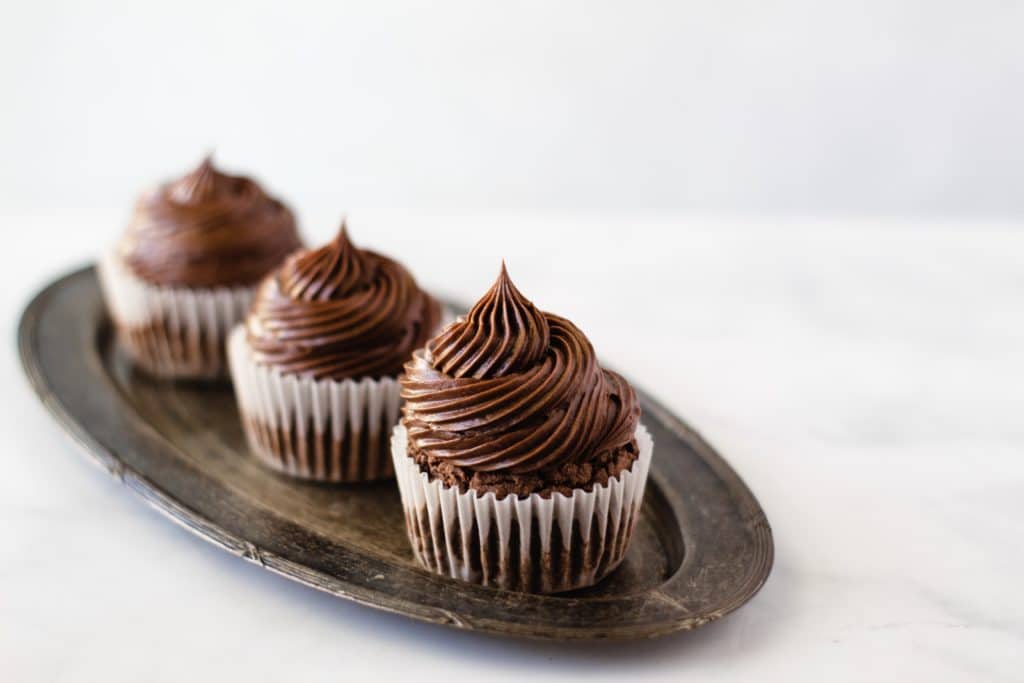 chocolate cupcakes