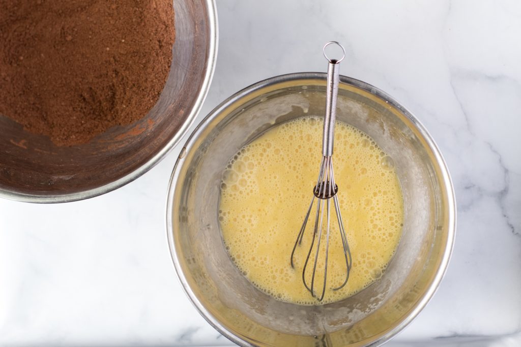 wet ingredients for chocolate keto cupcakes