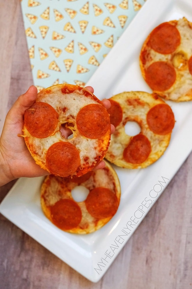 Easy Bagel Pizzas - My Heavenly Recipes