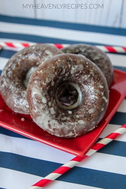 Baked Chocolate Glazed Donuts