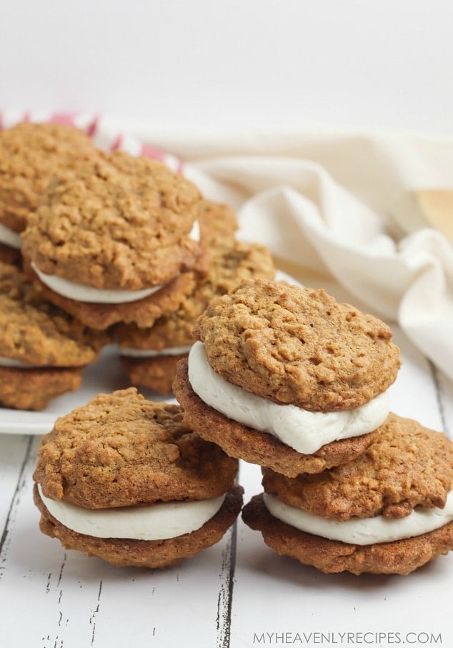 Pumpkin Oatmeal Creme Pies