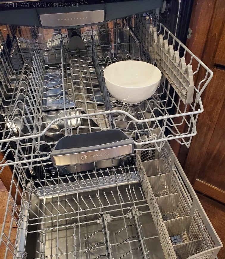 How to Deep Clean a Dishwasher