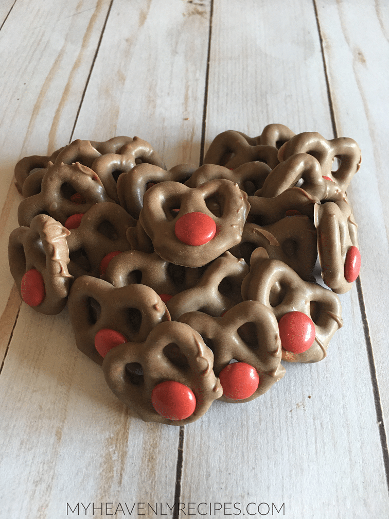 Rudolph the Red Nose Reindeer Pretzels - My Heavenly Recipes