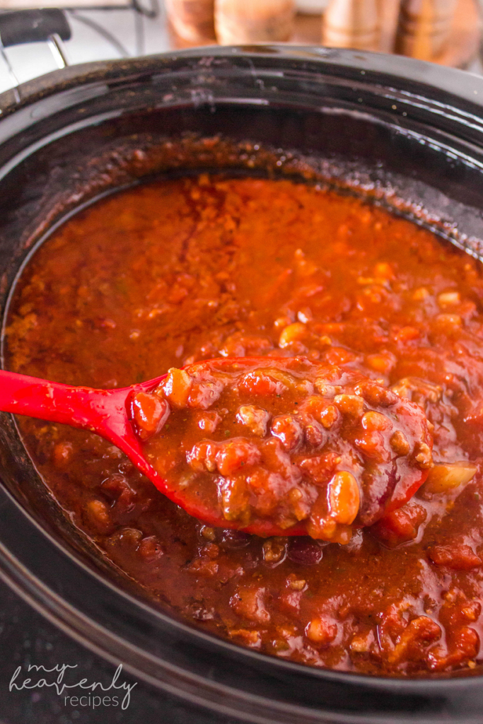 https://myheavenlyrecipes.com/wp-content/uploads/2021/12/crockpot-chili-recipe-beef-1-683x1024.png