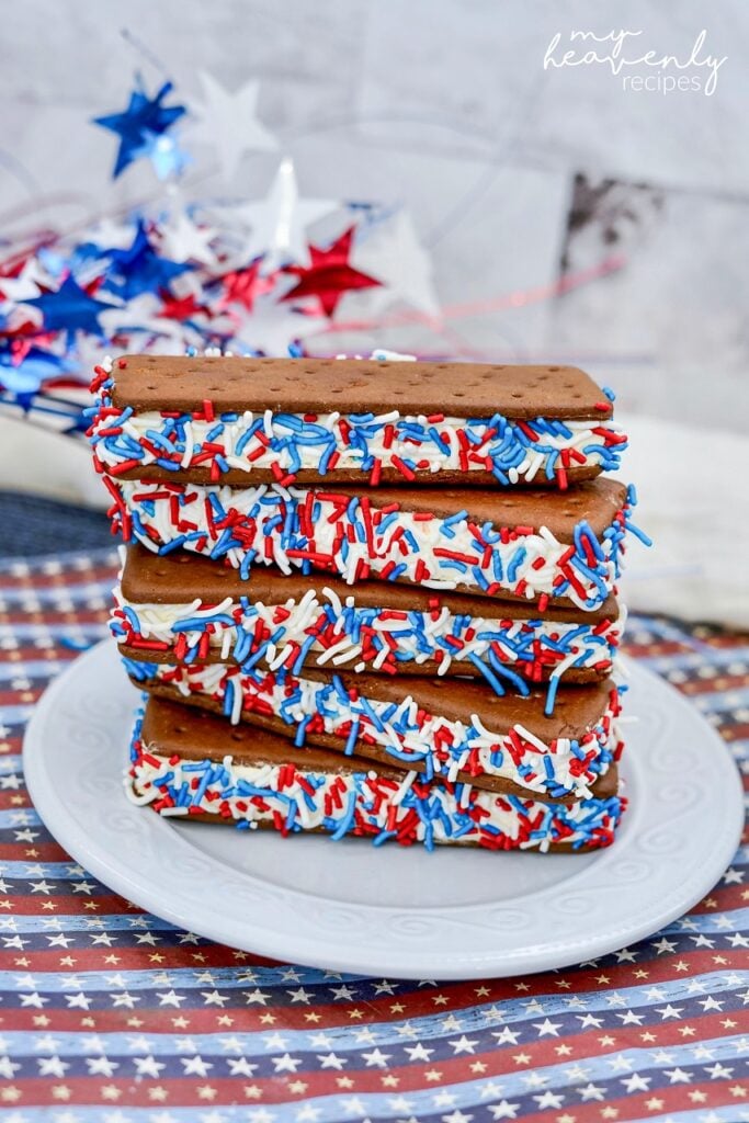 https://myheavenlyrecipes.com/wp-content/uploads/2022/05/patriotic-ice-cream-sandwiches-683x1024.jpg