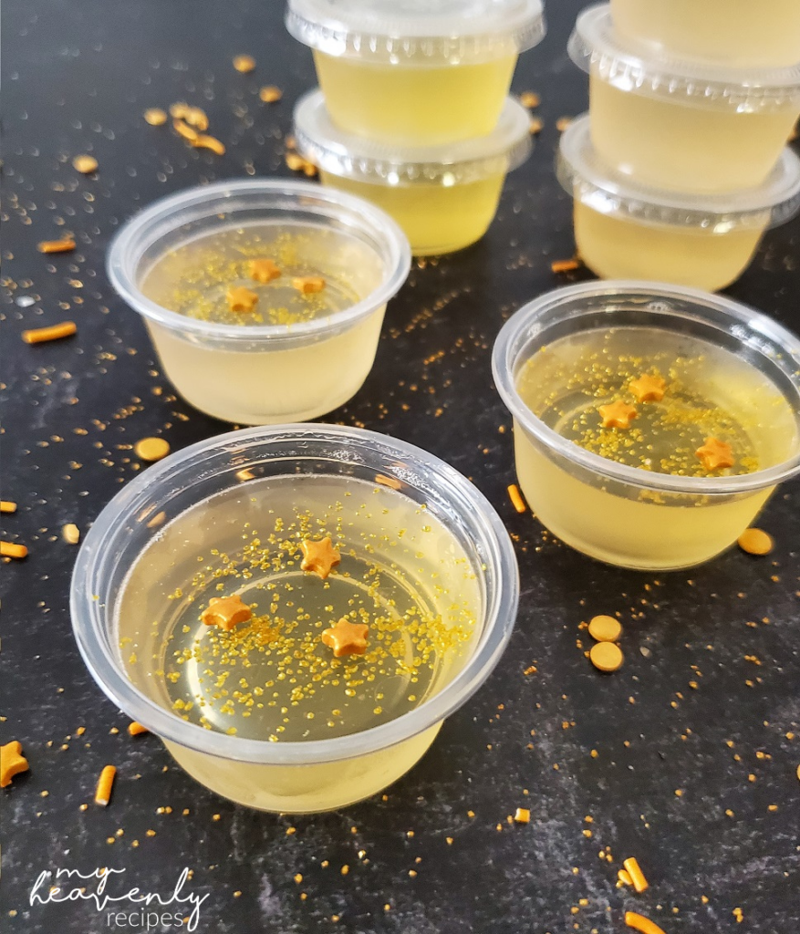 https://myheavenlyrecipes.com/wp-content/uploads/2022/10/champagne-jello-shots-new-years-877x1024.png