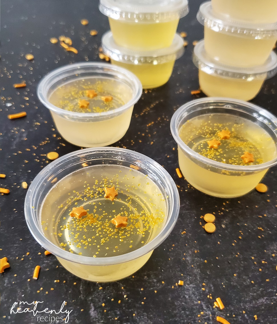 Champagne Jello Shots for New Years!