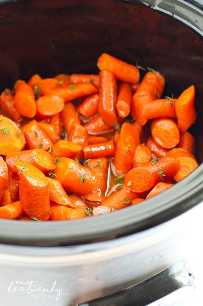 Easy Crockpot Carrots - Slow Cooker Crockpot Glazed Carrots