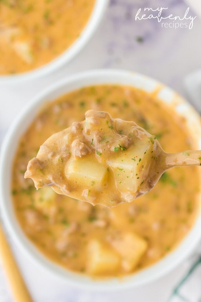 Crock Pot Cheeseburger Soup