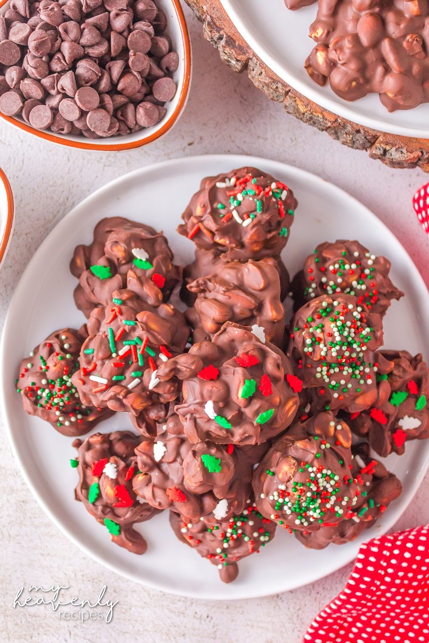 Crockpot Christmas Candy Clusters - My Heavenly Recipes