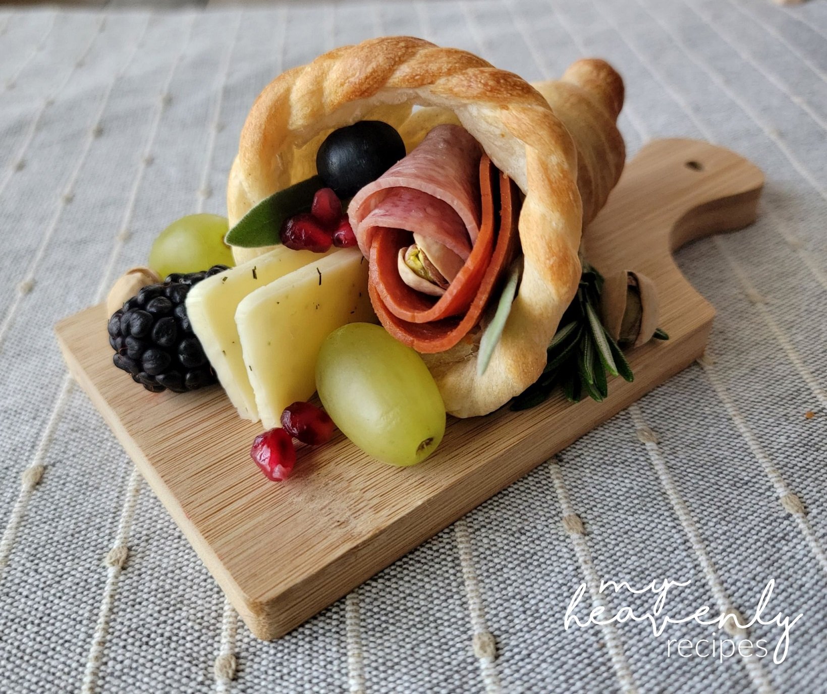 Thanksgiving Cornucopia Bread