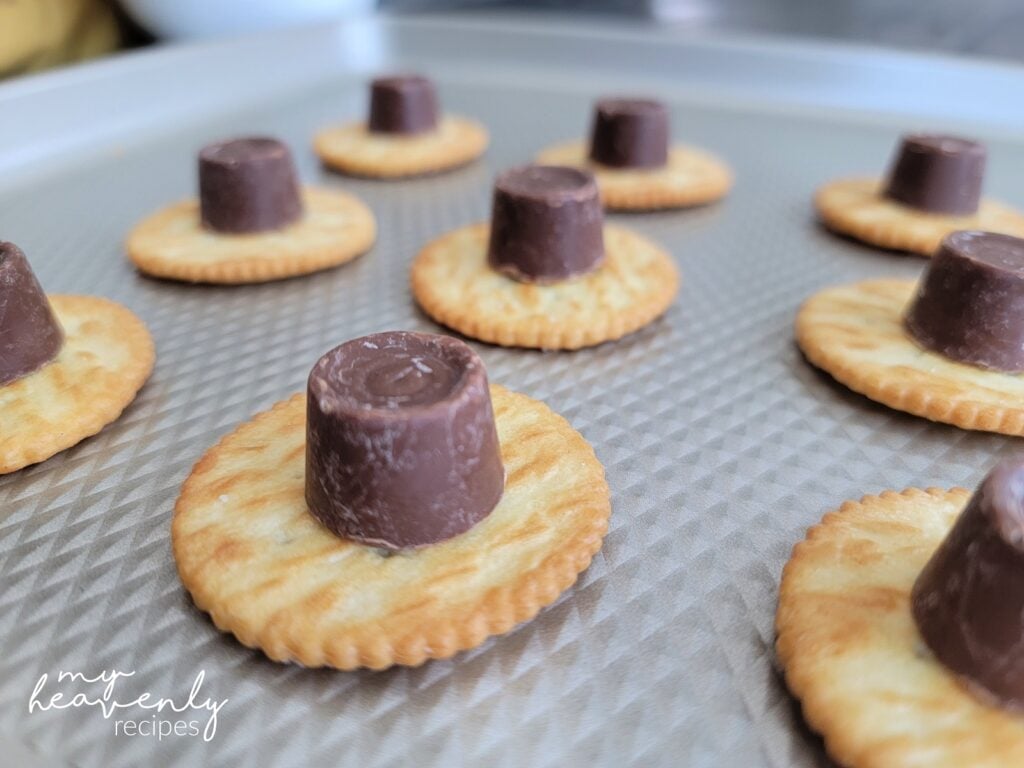 Chocolate Caramel Rolo Ritz Cookies - My Heavenly Recipes