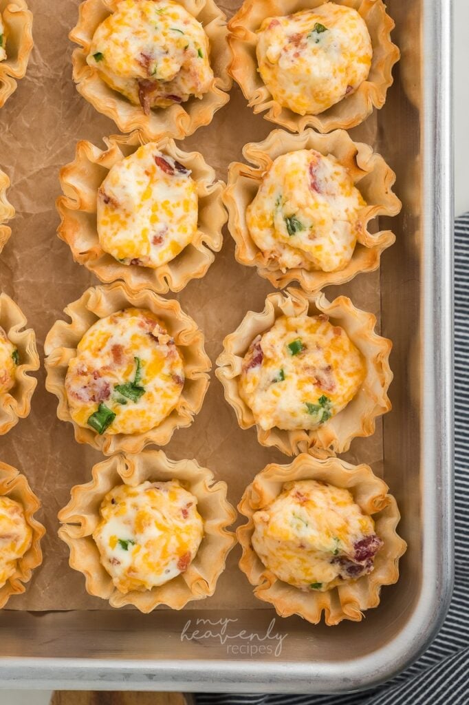 Baked Jalapeno Popper Phyllo Cups - Peas and Crayons