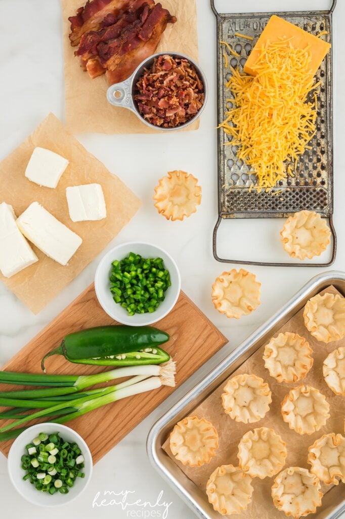 Baked Jalapeno Popper Phyllo Cups - Peas and Crayons