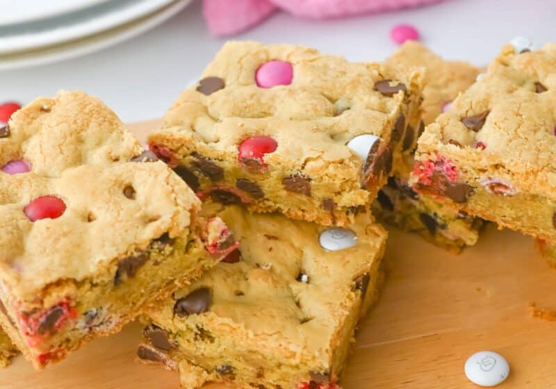 Valentine Cookie Bars Recipe