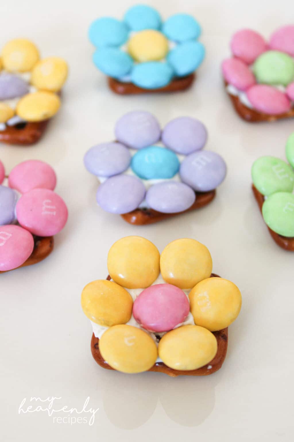 M&M Flower Pretzel Bites My Heavenly Recipes